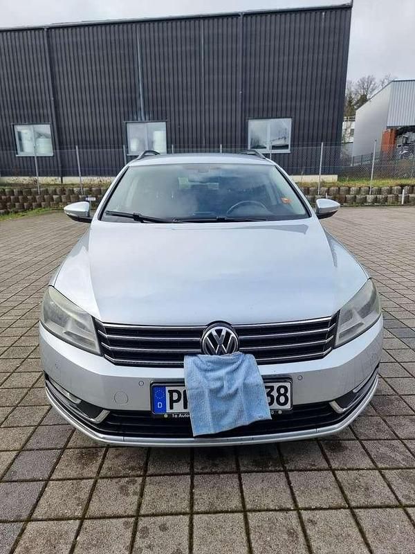 Gebraucht VW Passat Comfortline 122 PS (89 kW) 2011 Grau Kombi