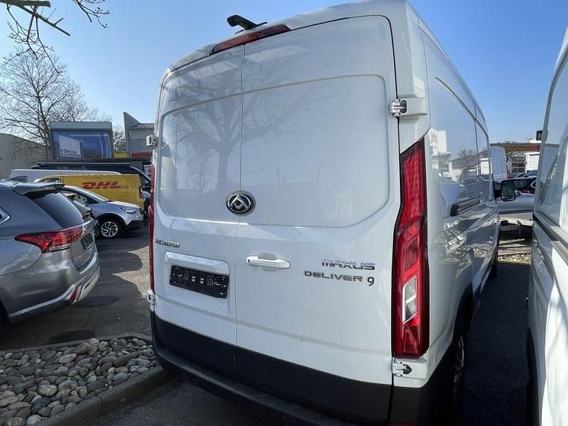 Gebraucht Maxus V90 148 PS (108 kW) 2024 Weiß Van