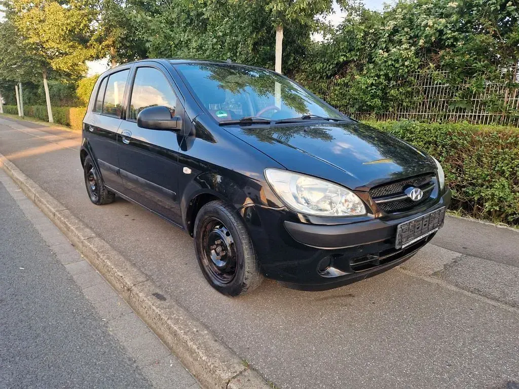 Gebraucht Hyundai Getz Basis 67 PS (49 kW) 2008 Schwarz Kleinwagen