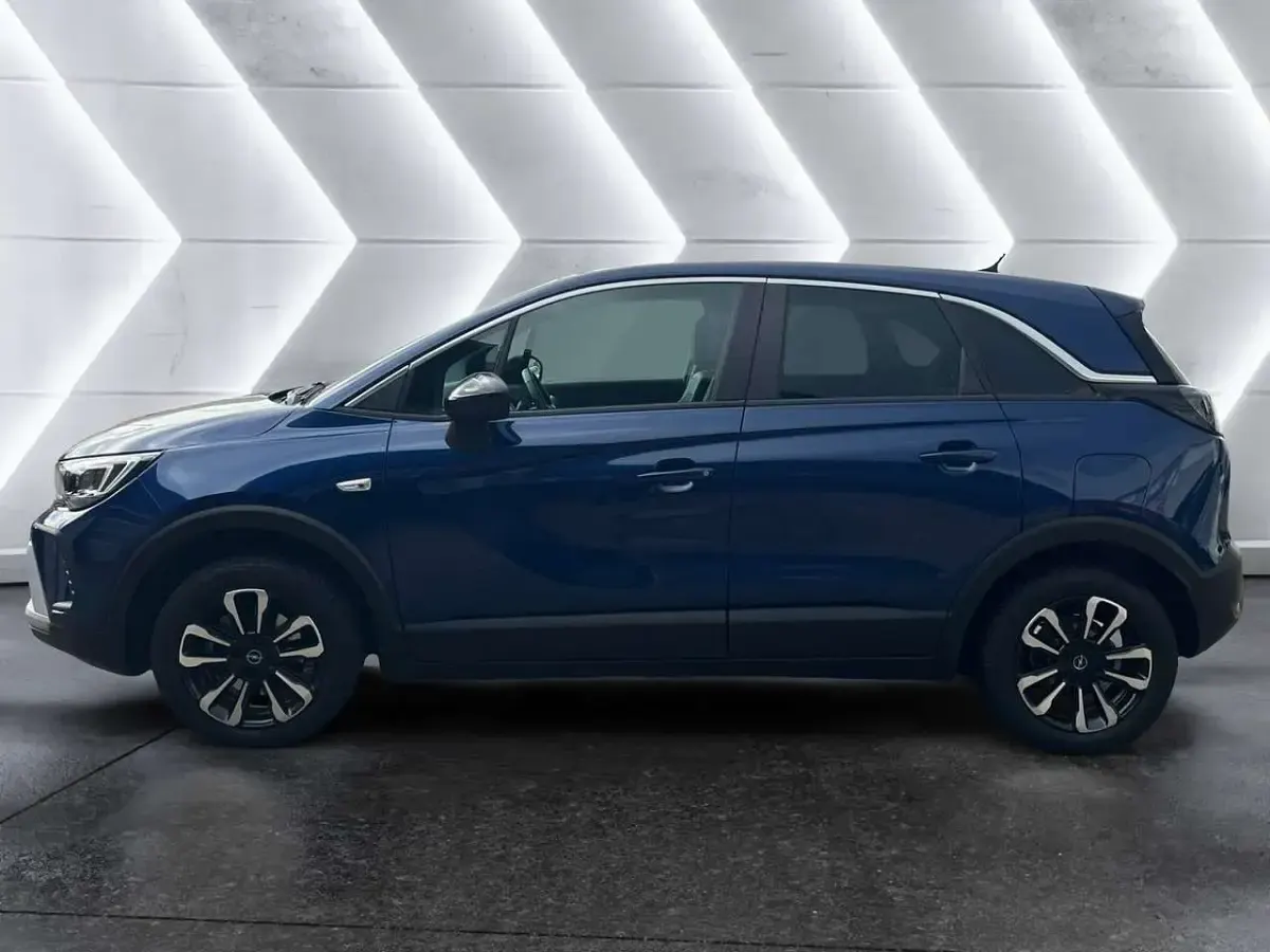 Gebraucht Opel Crossland Elegance 131 PS (96 kW) 2023 Lackierung nautic blue met/met SUV