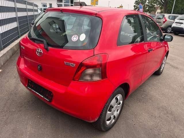 Gebraucht Toyota Yaris Cool 69 PS (50 kW) 2008 Rot Kleinwagen