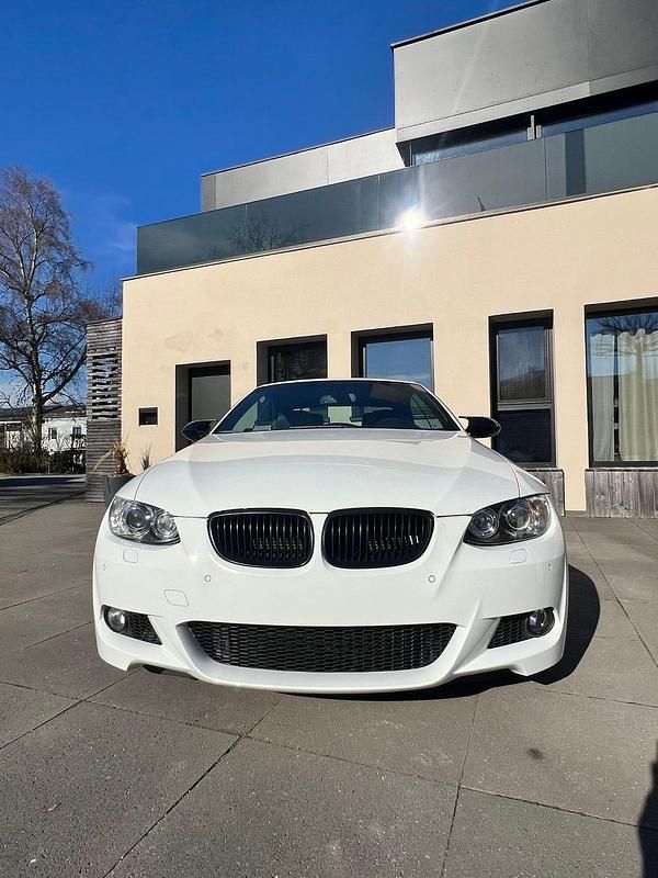 Gebraucht BMW 335 Cabriolet M Performance 306 PS (225 kW) 2008 Weiß Cabrio