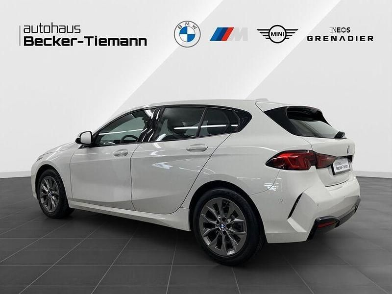 Gebraucht BMW 120 Shadowline 156 PS (114 kW) 2025 Alpinweiß uni Kleinwagen