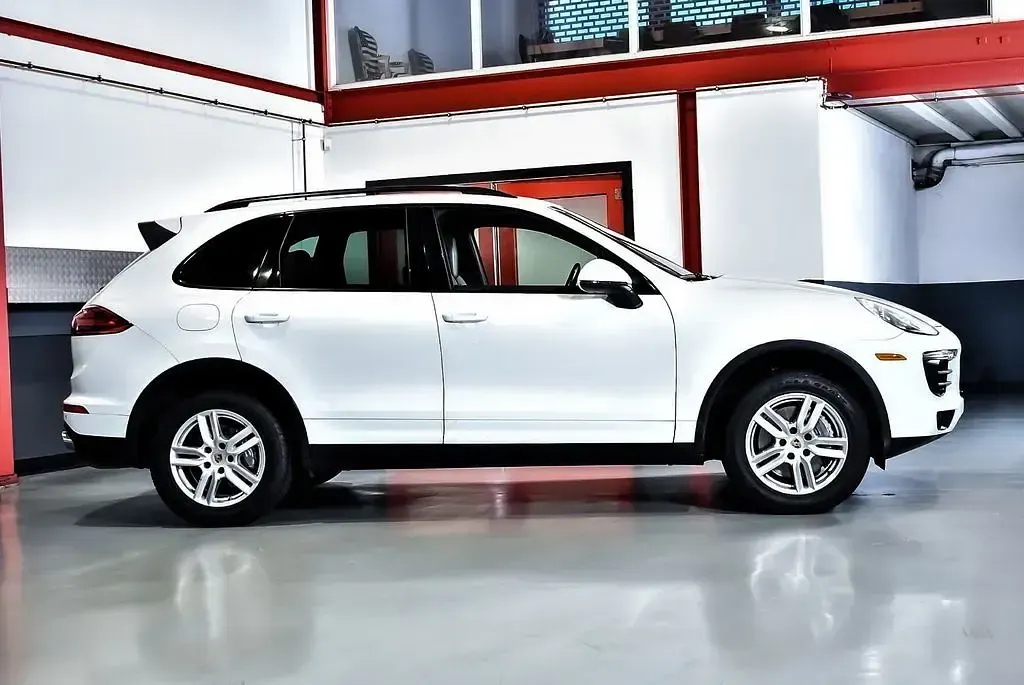 Gebraucht Porsche Cayenne 299 PS (219 kW) 2016 Weiß SUV