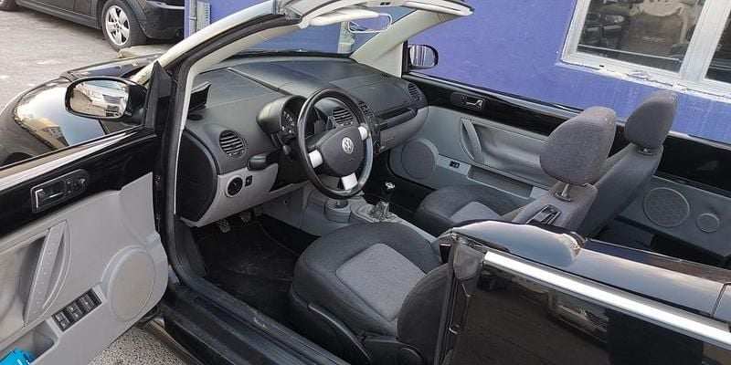 Gebraucht VW New Beetle 102 PS (75 kW) 2005 Schwarz Kleinwagen