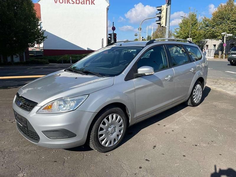 Silber Gebraucht 2009 Ford Focus Kombi | 3.990 € (Fairer Preis) - Bild 1/4