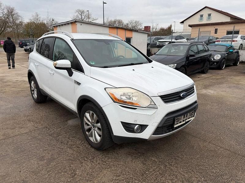 Gebraucht Ford Kuga Titanium 140 PS (102 kW) 2011 Weiß SUV