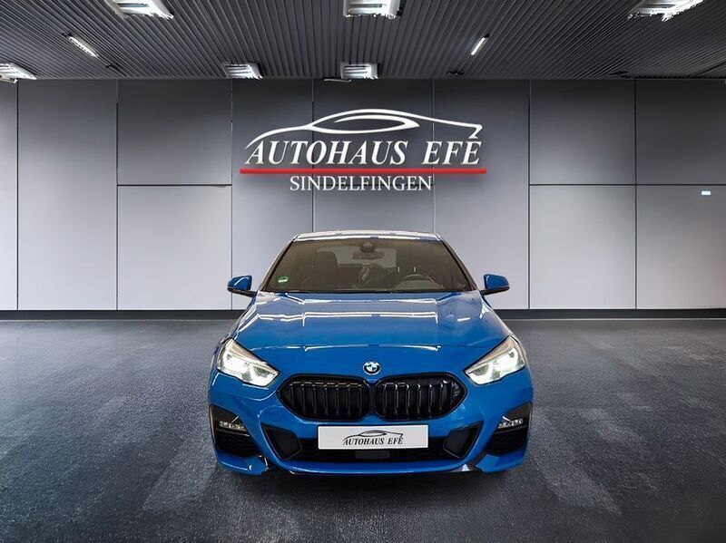 Gebraucht BMW 218 Performance 136 PS (100 kW) 2023 Misano blau metallic Limousine
