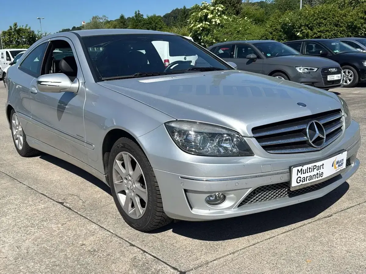 Gebraucht Mercedes CLC250 204 PS (150 kW) 2010 Iridiumsilber  metalliclack Kleinwagen