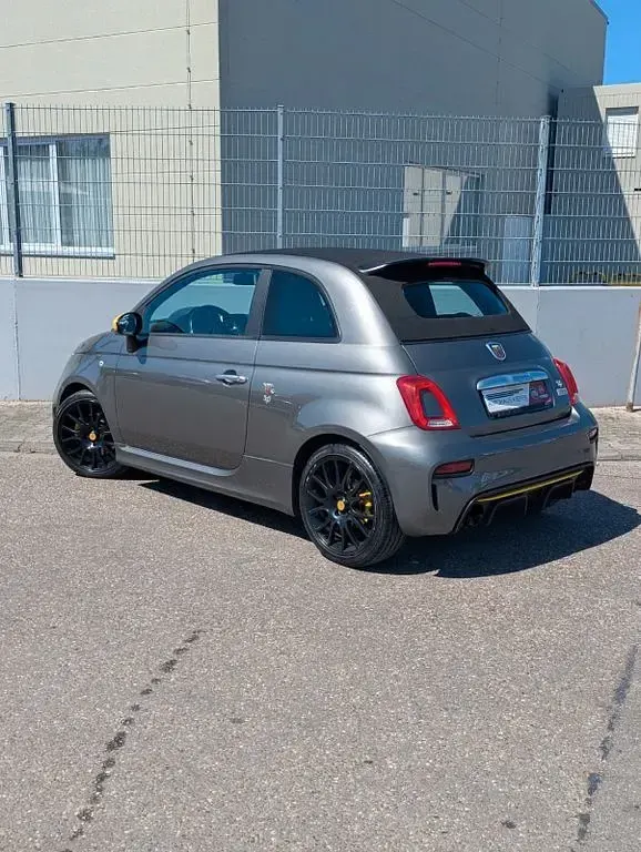 Używany Abarth 595C Pista 160 KM (117 kW) 2017 Szary Kabriolet