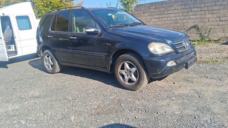Gebraucht Mercedes ML500 292 PS (214 kW) 2003 Schwarz SUV