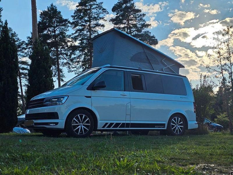 Weiß Gebraucht 2016 VW T6 Edition Van | 39.999 € (Teuer) - Bild 1/4