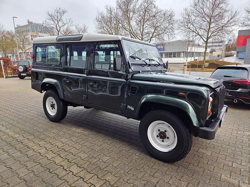 Gebraucht Land Rover Defender 122 PS (89 kW) 2000 Grün Kombi