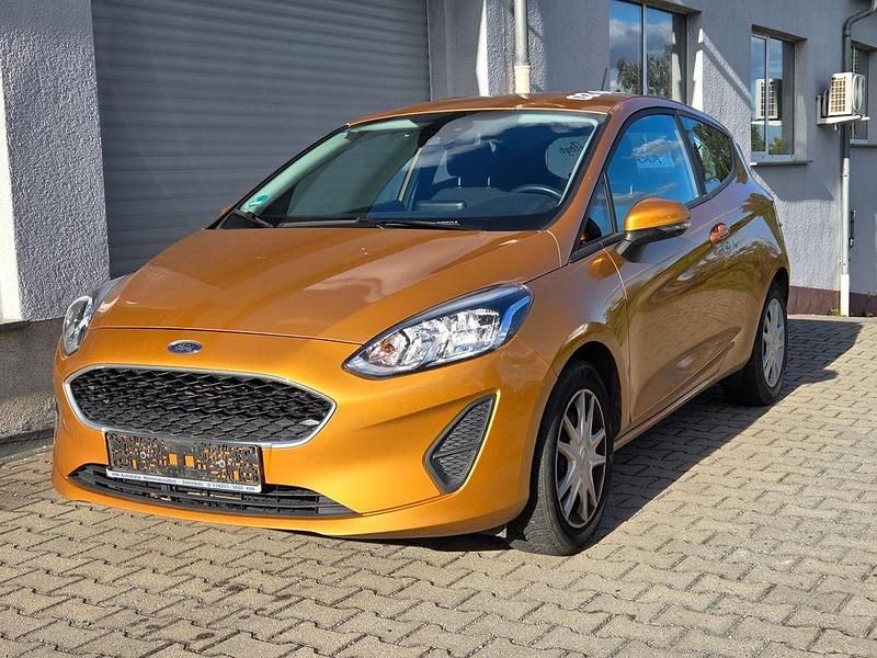 Gebraucht Ford Fiesta Trend 75 PS (55 kW) 2020 Gold Kleinwagen