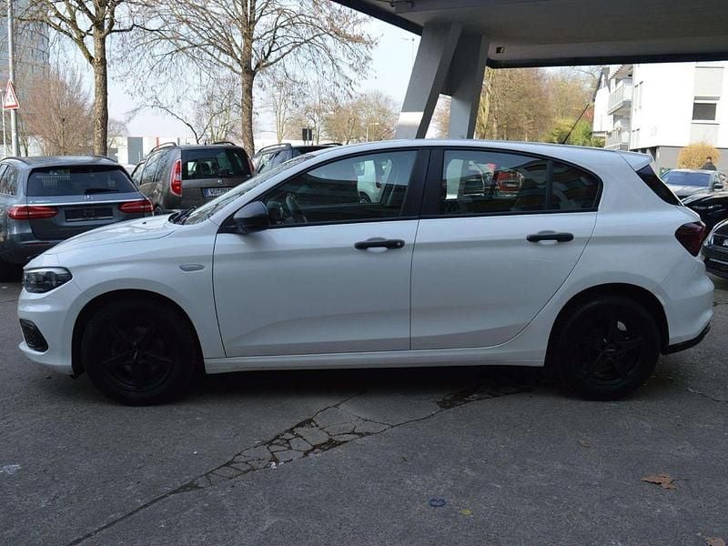 Gebraucht Fiat Tipo Street 95 PS (69 kW) 2019 Weiß Limousine