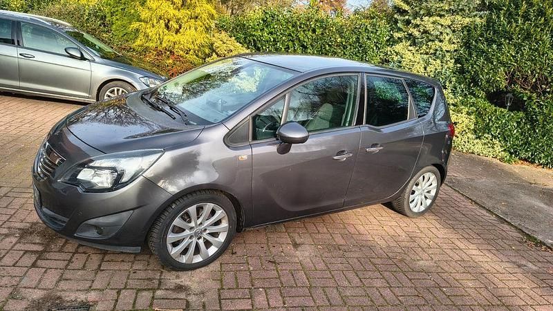 Gebraucht Opel Meriva Innovation 110 PS (80 kW) 2012 Grau Van / Kleinbus