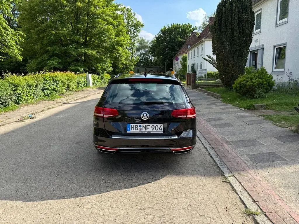 Gebraucht VW Passat 190 PS (139 kW) 2017 Schwarz Kombi