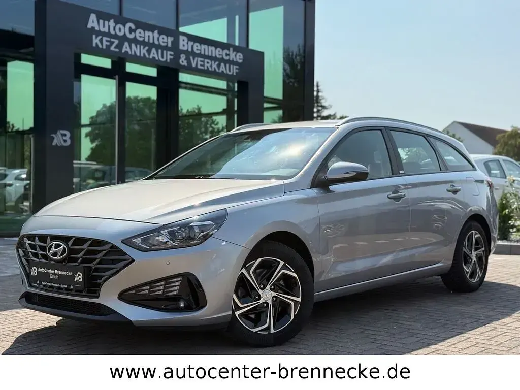 Gebraucht Hyundai i30 Trend 116 PS (85 kW) 2022 Silber Kombi