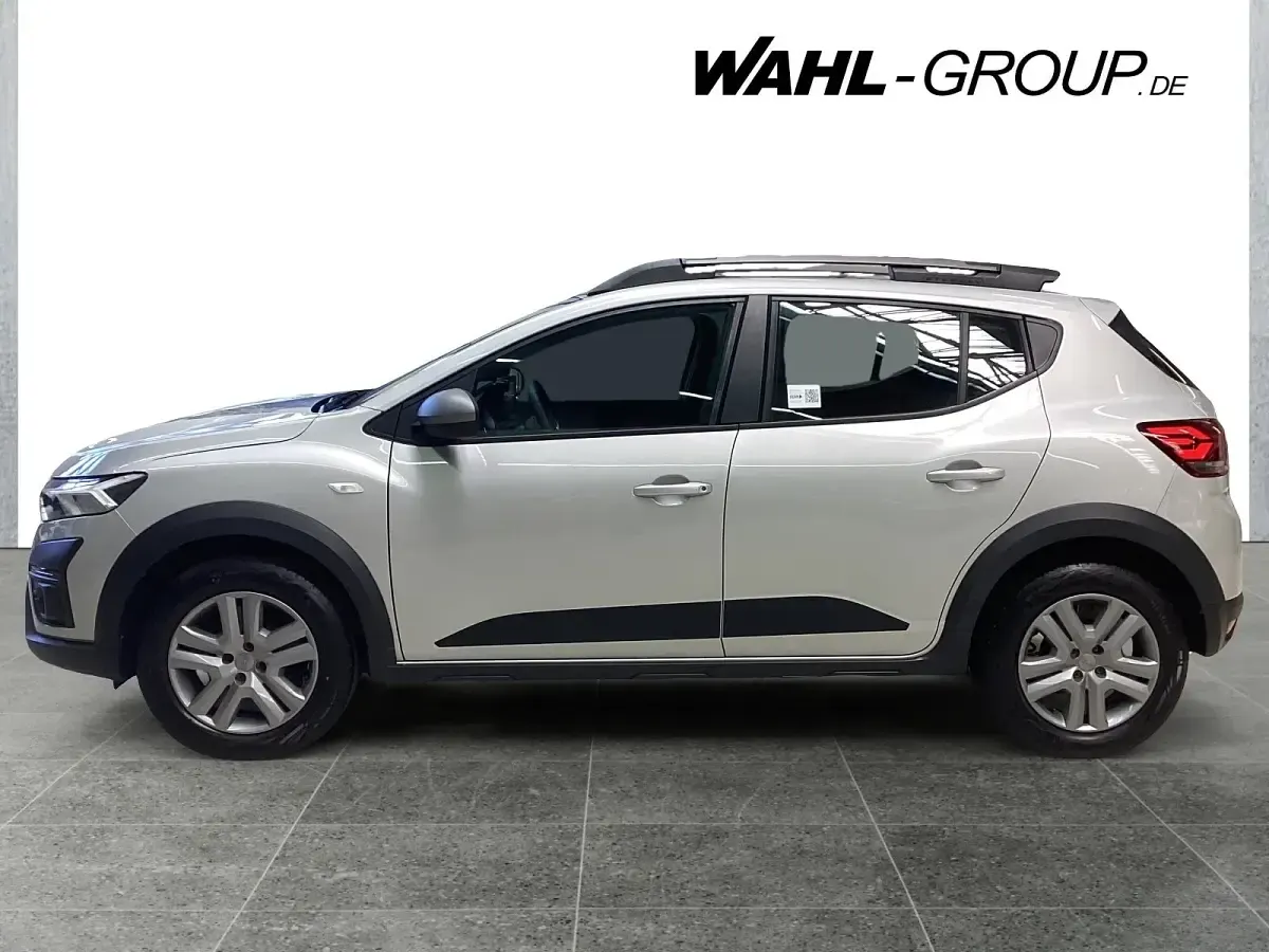 Second-hand Dacia Sandero Expression 101 CP (74 kW) 2023 Gri Hatchback