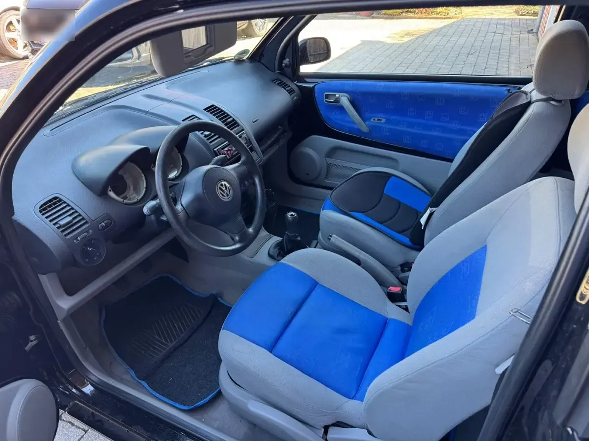Używany VW Lupo 50 KM (36 kW) 1998 Czarny Hatchback