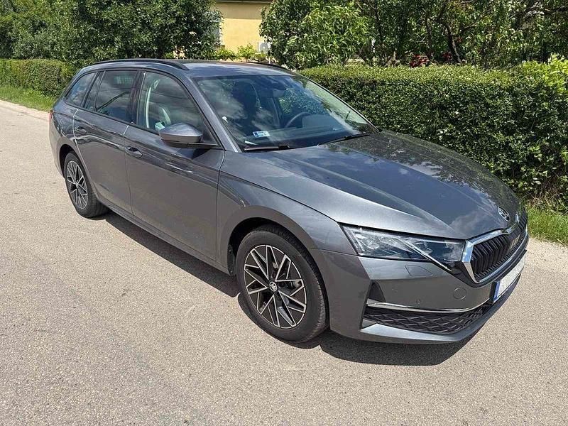 Grau Neu 2025 Skoda Octavia Selection Kombi | 34.986 € (Guter Preis) - Bild 1/4
