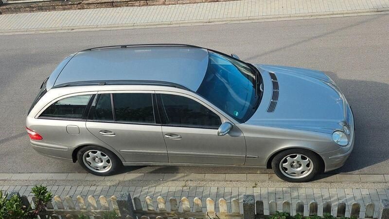 Beige Gebraucht 2004 Mercedes E220 Classic Kombi | 3.400 € (Guter Preis) - Bild 1/4