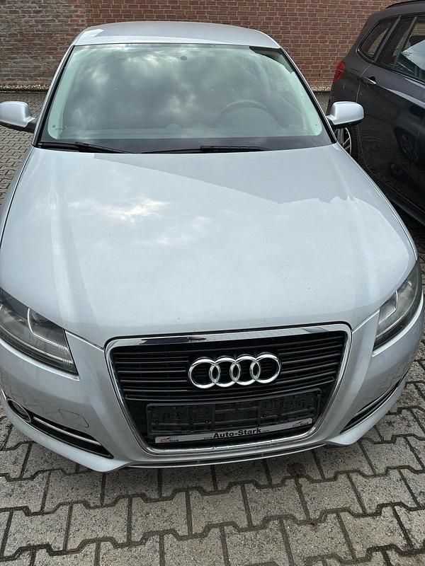Gebraucht Audi A3 125 PS (91 kW) 2011 Silber Kleinwagen