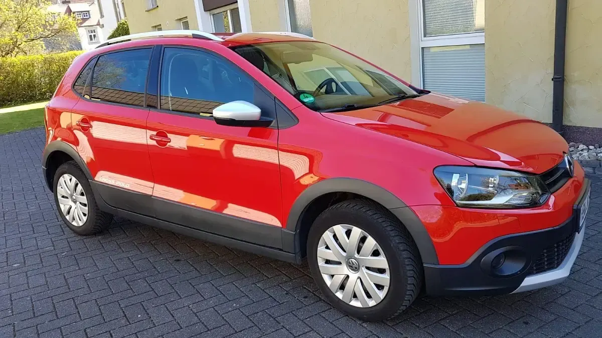 Gebraucht VW Polo Cross 85 PS (62 kW) 2010 Rot Kleinwagen