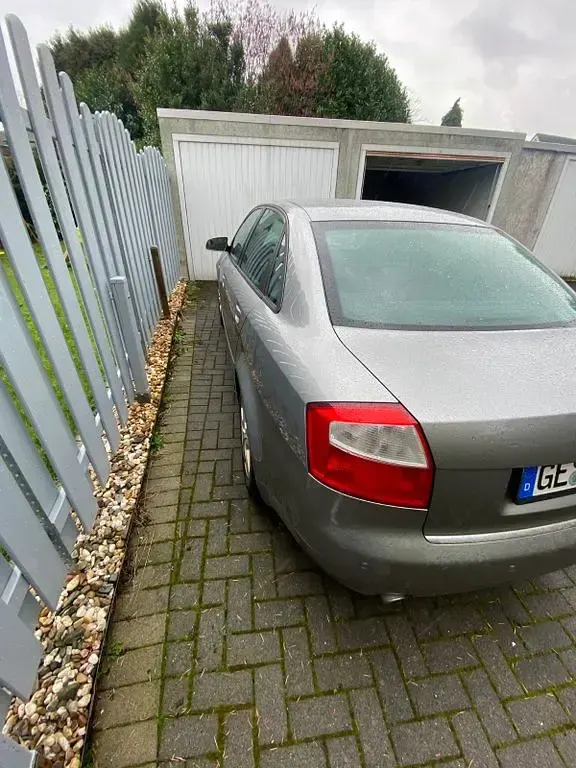 Gebraucht Audi A4 170 PS (125 kW) 2003 Grau Limousine