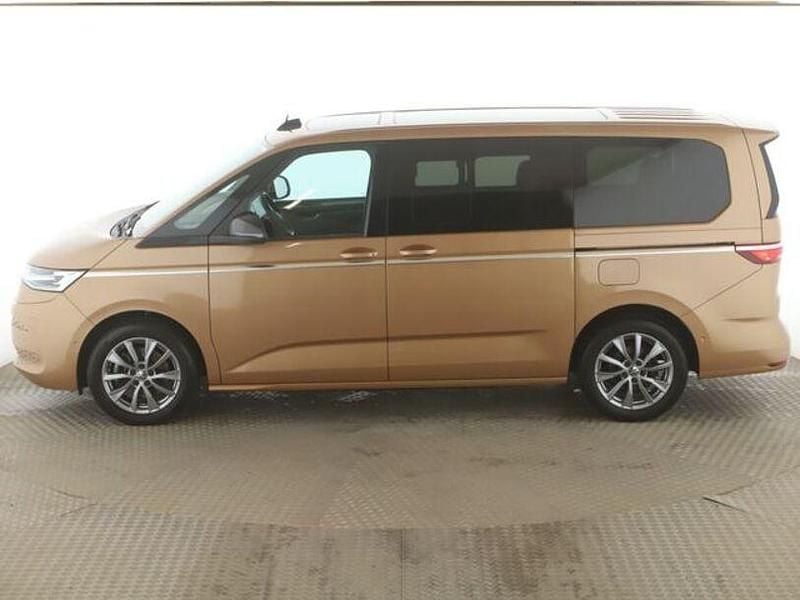 Usado VW Multivan Style 204 HP (150 kW) 2022 Laranja Monovolume