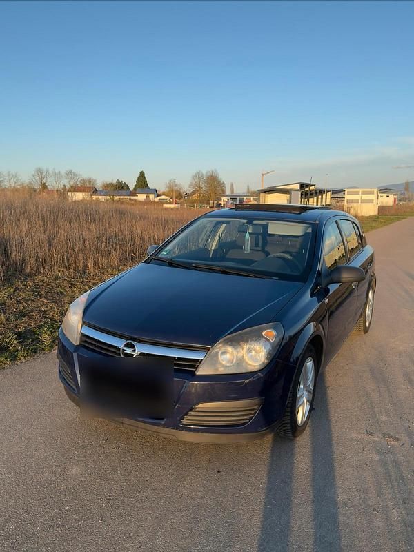 Gebraucht Opel Astra 100 PS (73 kW) 2006 Blau Kleinwagen