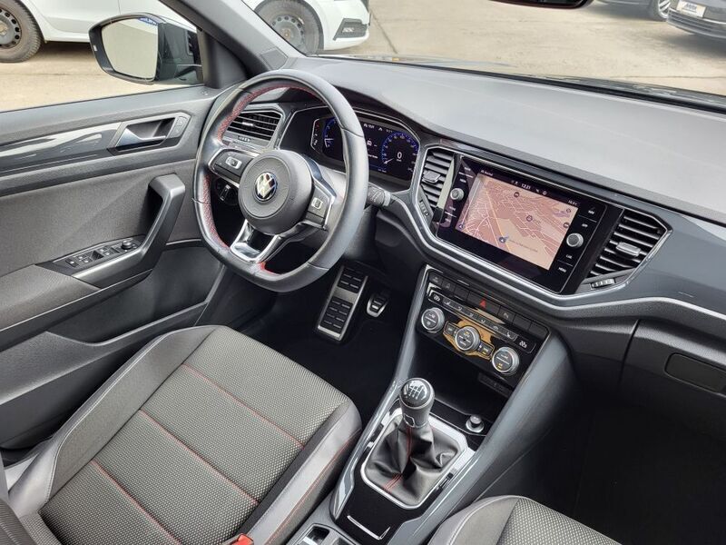 Gebraucht VW T-Roc Sportline 150 PS (110 kW) 2020 Deep black perleffekt SUV