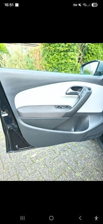 Gebraucht VW Polo Cross 69 PS (50 kW) 2011 Schwarz Kleinwagen