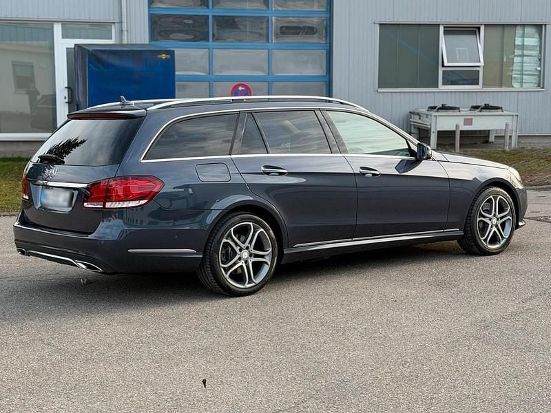 Second-hand Mercedes E350 258 CP (189 kW) 2014 Albastru Break