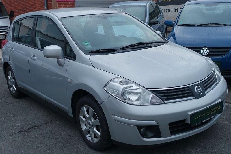 Silber Gebraucht 2008 Nissan Tiida Acenta Limousine | 4.990 € (Fairer Preis) - Bild 1/4