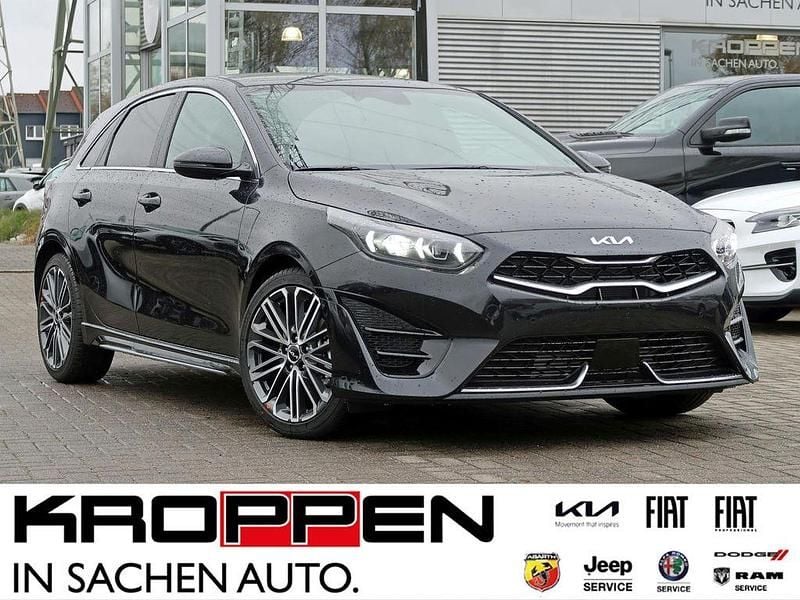 Zilinaschwarz met. Gebraucht 2024 Kia Ceed GT-Line Limousine | 29.980 € (Fairer Preis) - Bild 1/4
