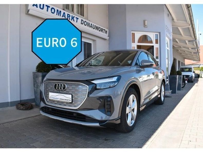Grau Gebraucht 2022 Audi Q4 Sportback e-tron Basis SUV | 40.349 € (Etwas zu teuer) - Bild 1/4