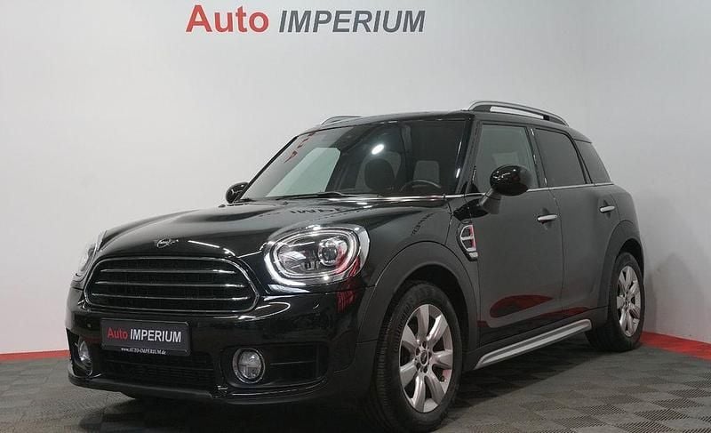 Schwarz Gebraucht 2020 Mini One Countryman SUV | 22.990 € (Etwas zu teuer) - Bild 1/4