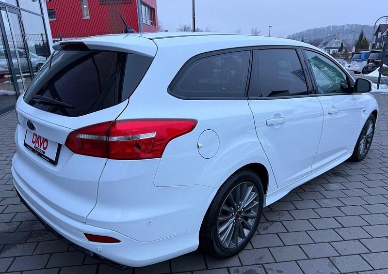 Gebraucht Ford Focus ST-Line 150 PS (110 kW) 2018 Weiß Kombi
