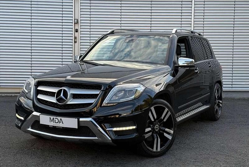 Gebraucht Mercedes GLK220 AMG line 170 PS (125 kW) 2012 Obsidianschwarz  metalliclack SUV