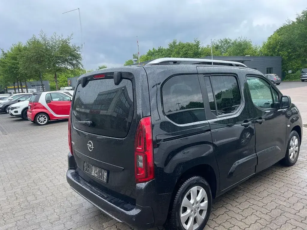 Gebraucht Opel Combo Life Innovation 102 PS (75 kW) 2020 Schwarz Van / Kleinbus