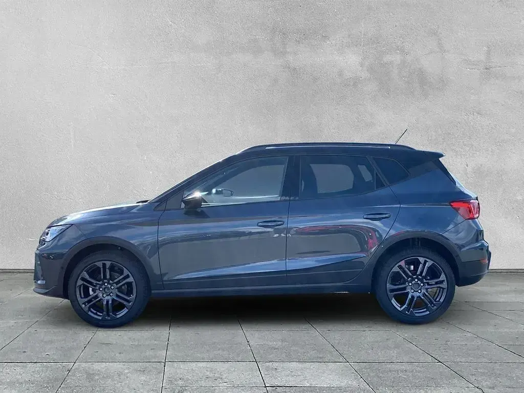 Neu Seat Arona FR 116 PS (85 kW) 2026 Grau SUV