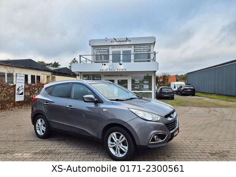 Grau Gebraucht 2013 Hyundai ix35 Comfort SUV | 7.499 € (Fairer Preis) - Bild 1/4