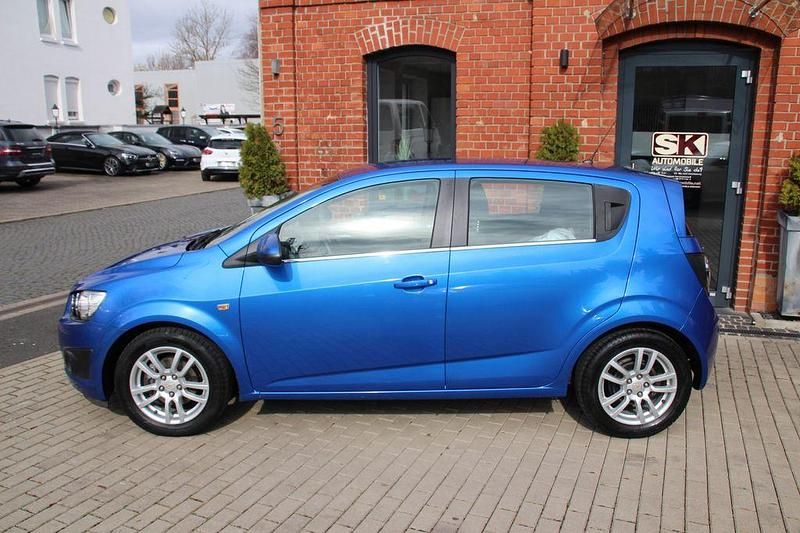 Gebraucht Chevrolet Aveo LTZ 116 PS (85 kW) 2011 Blau Kleinwagen