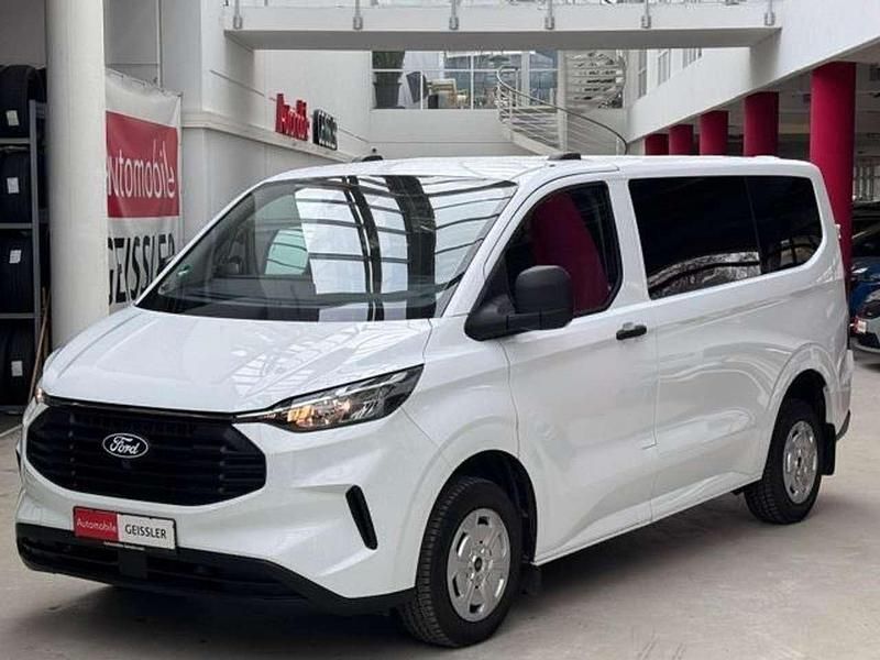 Gebraucht Ford Transit Custom 136 PS (100 kW) 2024 Frozen white Van / Kleinbus