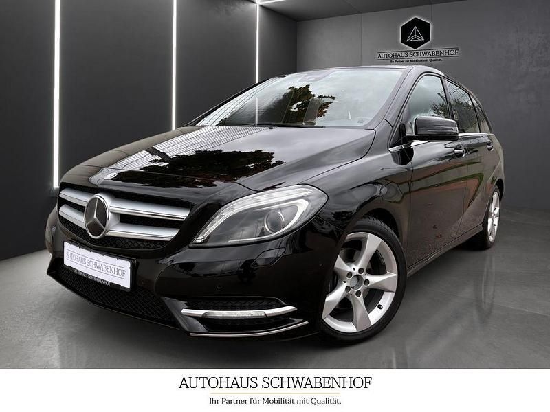 Schwarz Gebraucht 2012 Mercedes B180 Van / Kleinbus | 7.250 € (Superpreis) - Bild 1/4