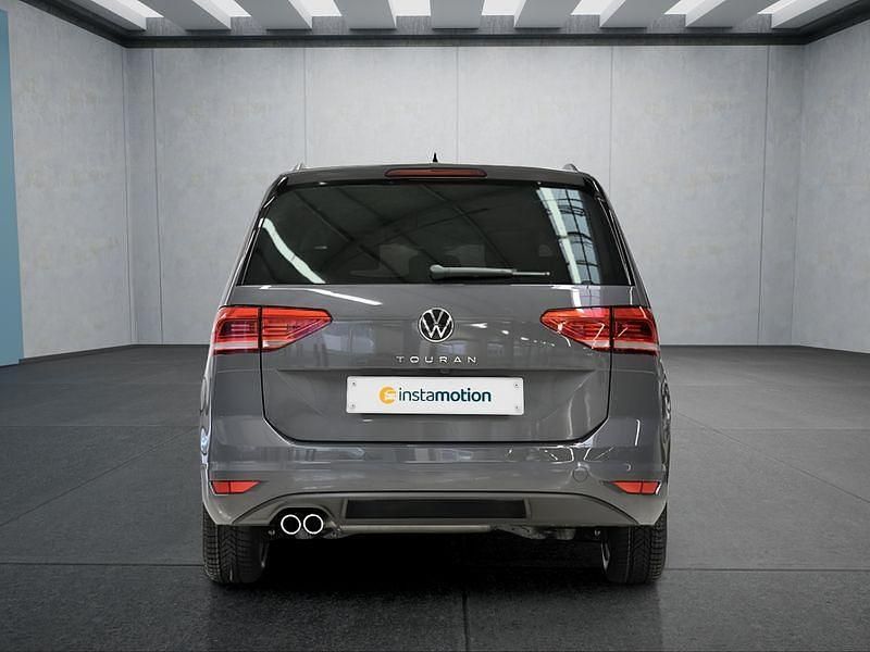 Neu VW Touran 150 PS (110 kW) 2025 Grau Van / Kleinbus