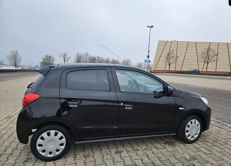 Schwarz Gebraucht 2013 Mitsubishi Space Star Kleinwagen | 5.400 € (Fairer Preis) - Bild 1/4