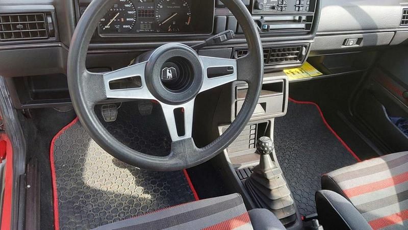 Gebraucht VW Golf II GTI 112 PS (82 kW) 1986 Rot Kleinwagen