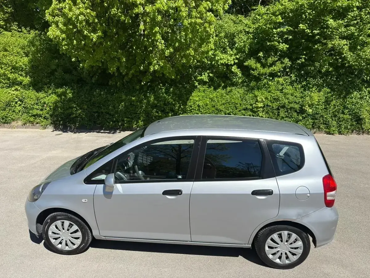 Brugt Honda Jazz 90 HK (66 kW) 2004 Sølv Hatchback
